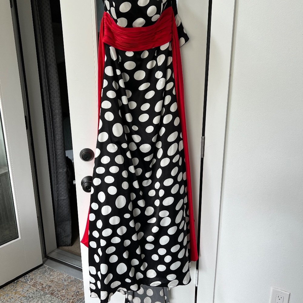 Sparkle Prom Dress Size 6 Black and White Polka Dots
